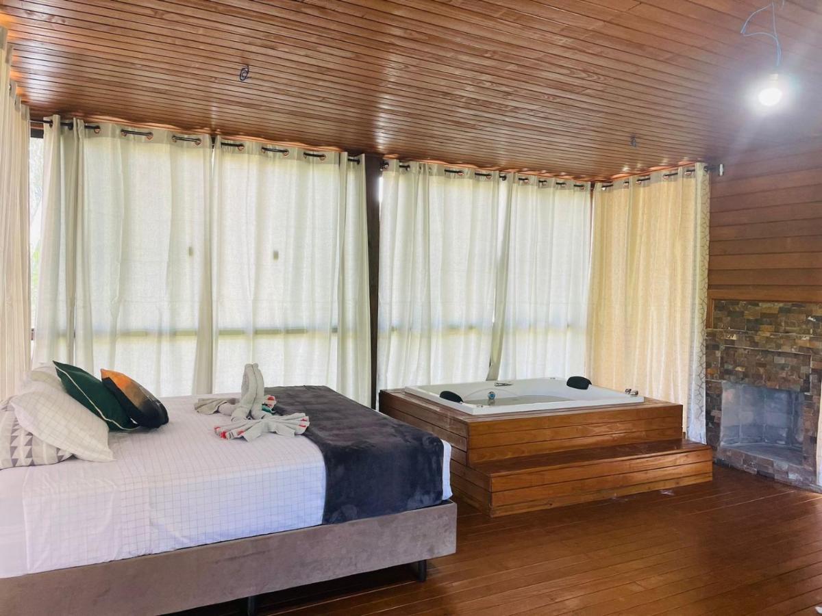 Recanto- Cachoeira Da Neve 山林小屋 Urubici